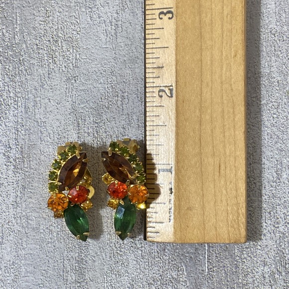 Verified Vintage Juliana D&E Rhinestone Fall Colors Gold Tone Clip On Earrings - Picture 5 of 5